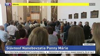 Patrónku Slovenska si v Bratislave uctili predmetmi posvätenými pápežom