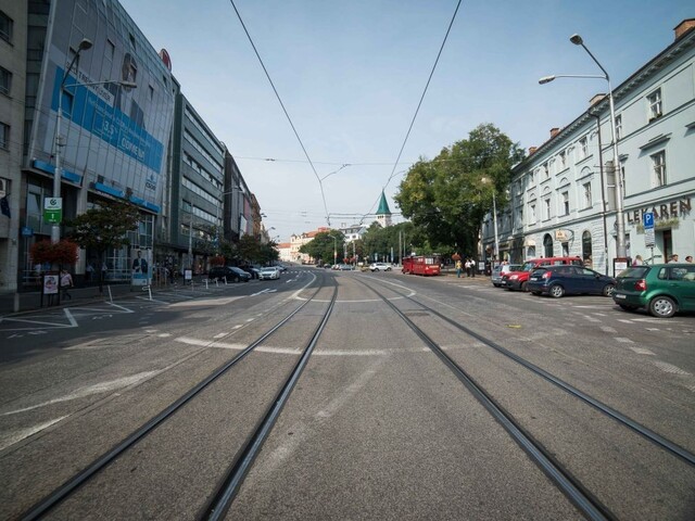 Z kľúčového bratislavského námestia zmiznú autá. Ustúpia chodcom