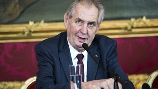 Zeman sa stretne s Babišom. Rokovať budú o novom ministrovi kultúry