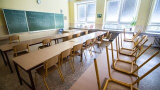 Platené praxe či stáže. Lubyová chce podporiť budúcich učiteľov