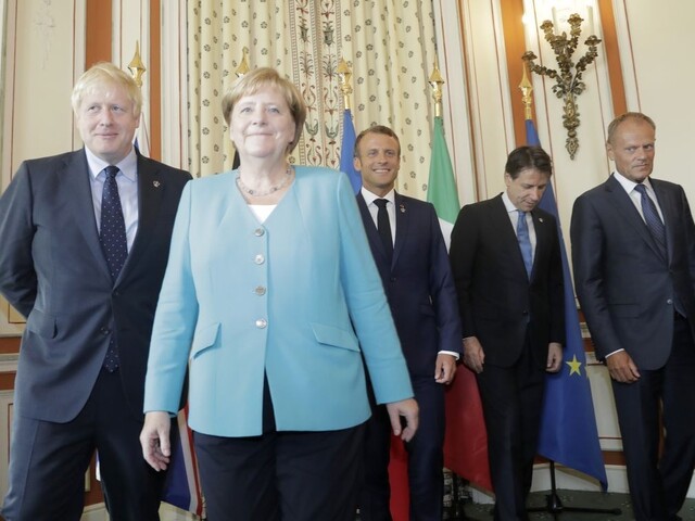 Ušetrí 30 miliárd libier? Johnson údajne má nový brexitový plán