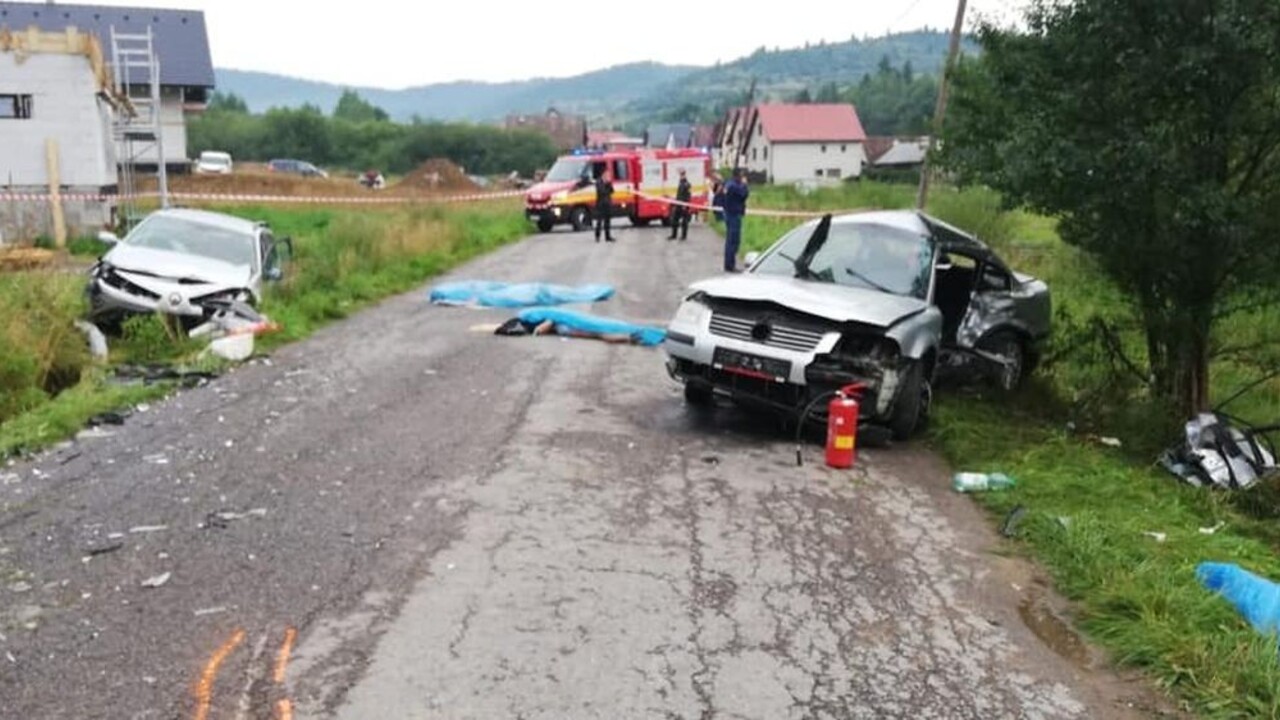 Tragédia na Orave. Zrážku áut neprežila štvorčlenná posádka