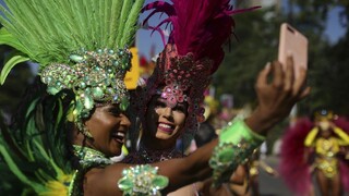 V Londýne sa končí festival, ktorým každoročne pretancuje milión ľudí