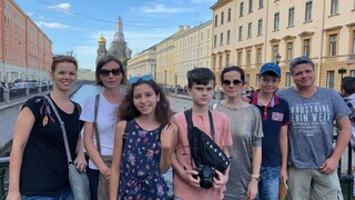 Puškinov pamätník má víťazov, aj s rodičmi navštívili Petrohrad