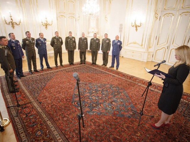 Čaputová prijala veliteľov armády, stav niektorých vecí ju znepokojuje