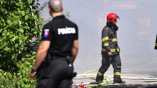 Chceme rovnaké platy, žiadajú policajní a hasičskí odborári spolu so ZVJS
