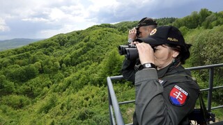 Naše hranice preletel zvláštny lietajúci stroj, polícia zasiahla