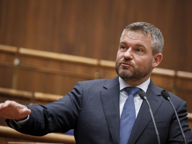 Opozícia má podpisy, v parlamente chce odvolať premiéra