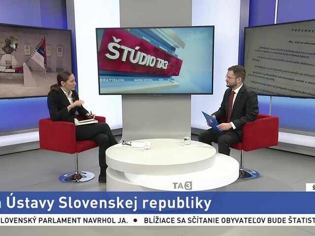 ŠTÚDIO TA3: Ústavná právnička L. Berdisová o ústave o dni Ústavy SR