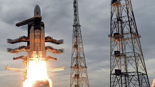 Z indickej lode sa oddelil modul, pokúsi sa pristáť na Mesiaci