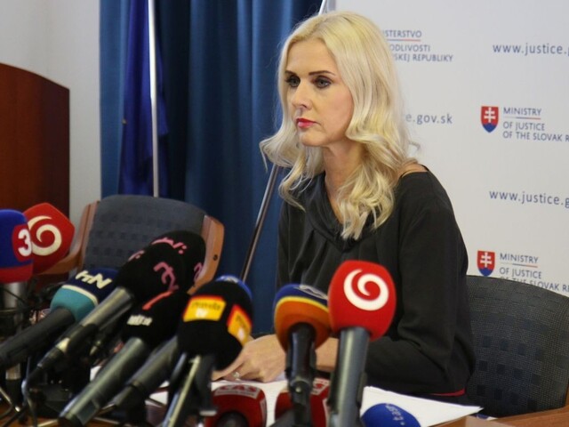 Jankovská neustála tlak a končí. S Kočnerom si vraj nepísala