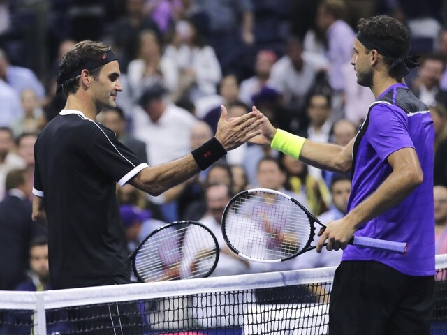 Federer na Dimitrova nestačil, vo štvrťfinále nakoniec skončil