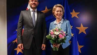 Premiér po stretnutí so šéfkou EK sľubuje dôležitú rolu pre Šefčoviča