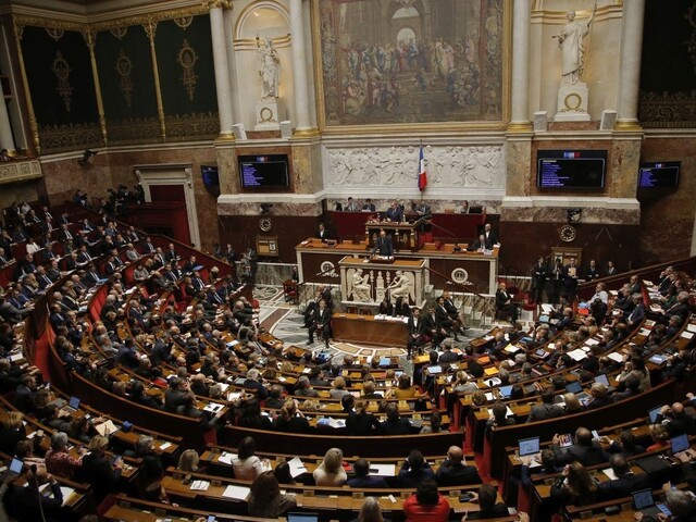 Temné tajomstvo pod francúzskym Senátom. Našli tam Hitlera