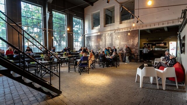 Industriálnu budovu v srdci bratislavského Manhattanu majú búrať