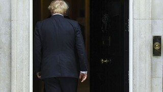 Johnson by mohol skončiť vo väzení, ak odmietne odklad brexitu