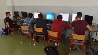 Testy ukázali, s čím majú problémy študenti pri práci s počítačom