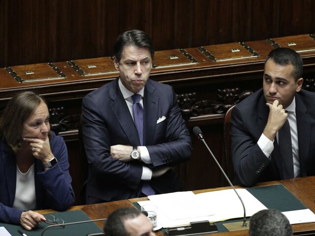 Conte v snahe zachrániť svoj kabinet sľubuje lepšiu spoluprácu s EÚ