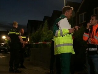Tragická streľba v rodinnom dome. Policajt namieril zbraň na deti