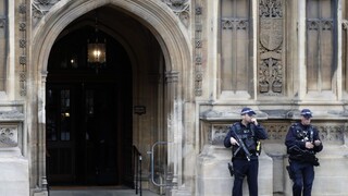 Spolupracovník TA3 P. Mikitič o sťažnosti premiéra Johnsona