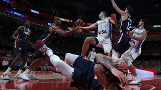 Argentínčania mali duel pod kontrolou, s Francúzmi si poradili