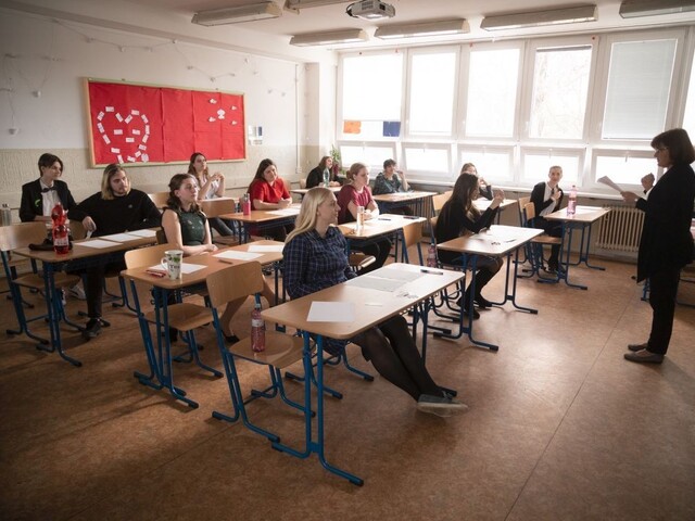 Z matematiky by sa mohlo maturovať povinne, v SaS nesúhlasia