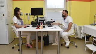 Opozícia podporí reformu nemocníc, OĽANO má podmienku