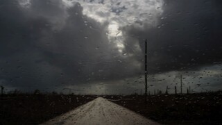 Humberto sa priblížil k Bermudám, väčšina územia je bez elektriny