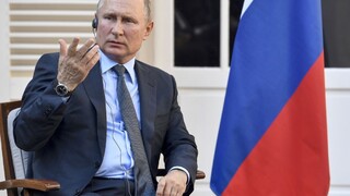 Šaman sa vydal pešo do Kremľa vyhnať Putina, zadržali ho