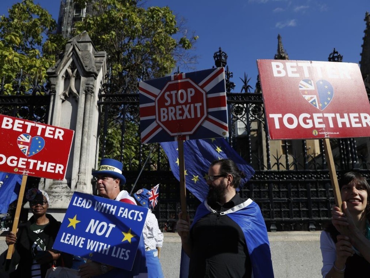 Po brexite zvážte návrat, oslovili státisíce Poliakov v Británii