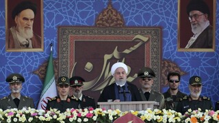 Cudzie vojská môžu spôsobiť problémy, vyhlásil iránsky prezident