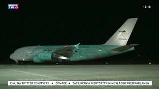 Chaos po krachu cestovky pokračuje, doplácajú naň hlavne klienti