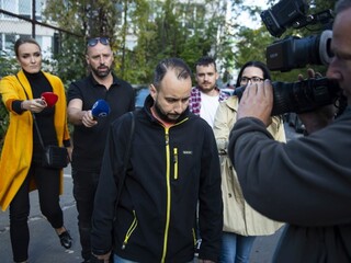 Dvoch funkcionárov NAKA podozrivých z lustrácií prepustili