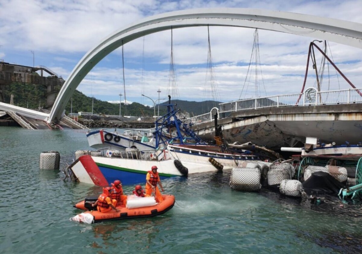 taiwan-bridge-collapse-84964-96f0b229ea7d4fb9ab8f1012e57ebb5c_c1d5eb8f.jpg