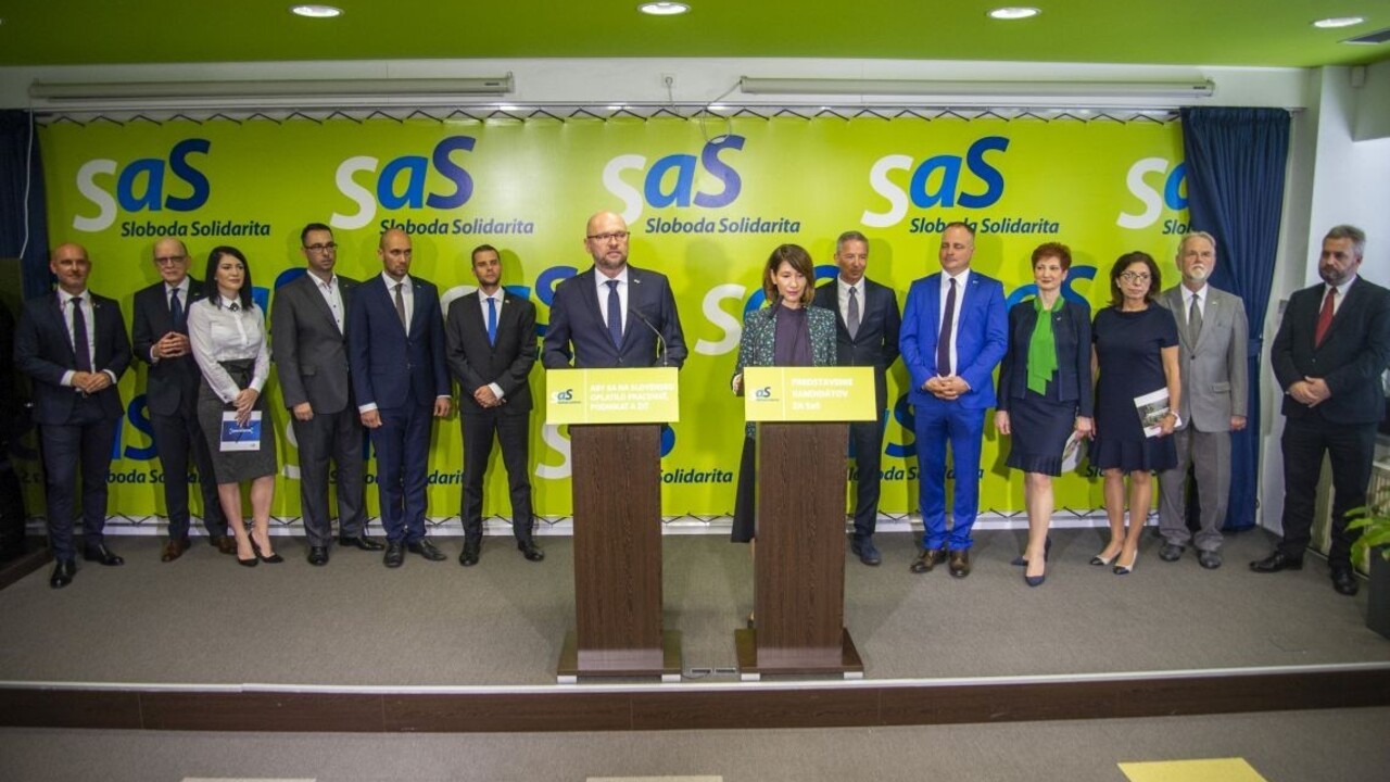 Sulík predstavil ďalšie tváre kandidátky, je v nej i človek z NAKA