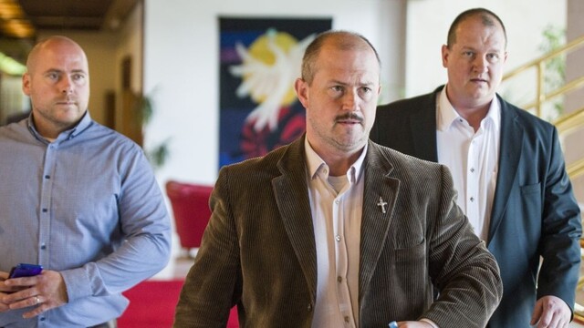 Kotlebovci chcú, aby ich poslanec odišiel z poslaneckého klubu