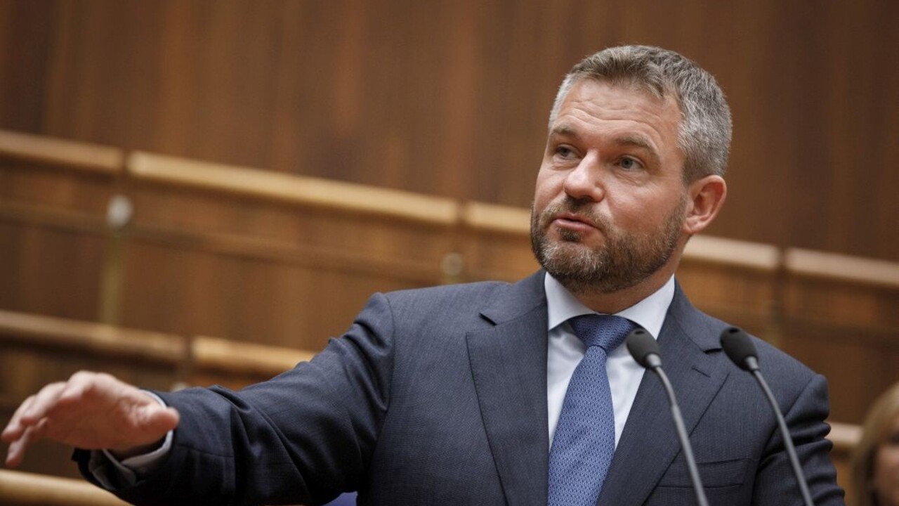 Mali by vedieť vypudiť čierne ovce, apeluje Pellegrini na sudcov