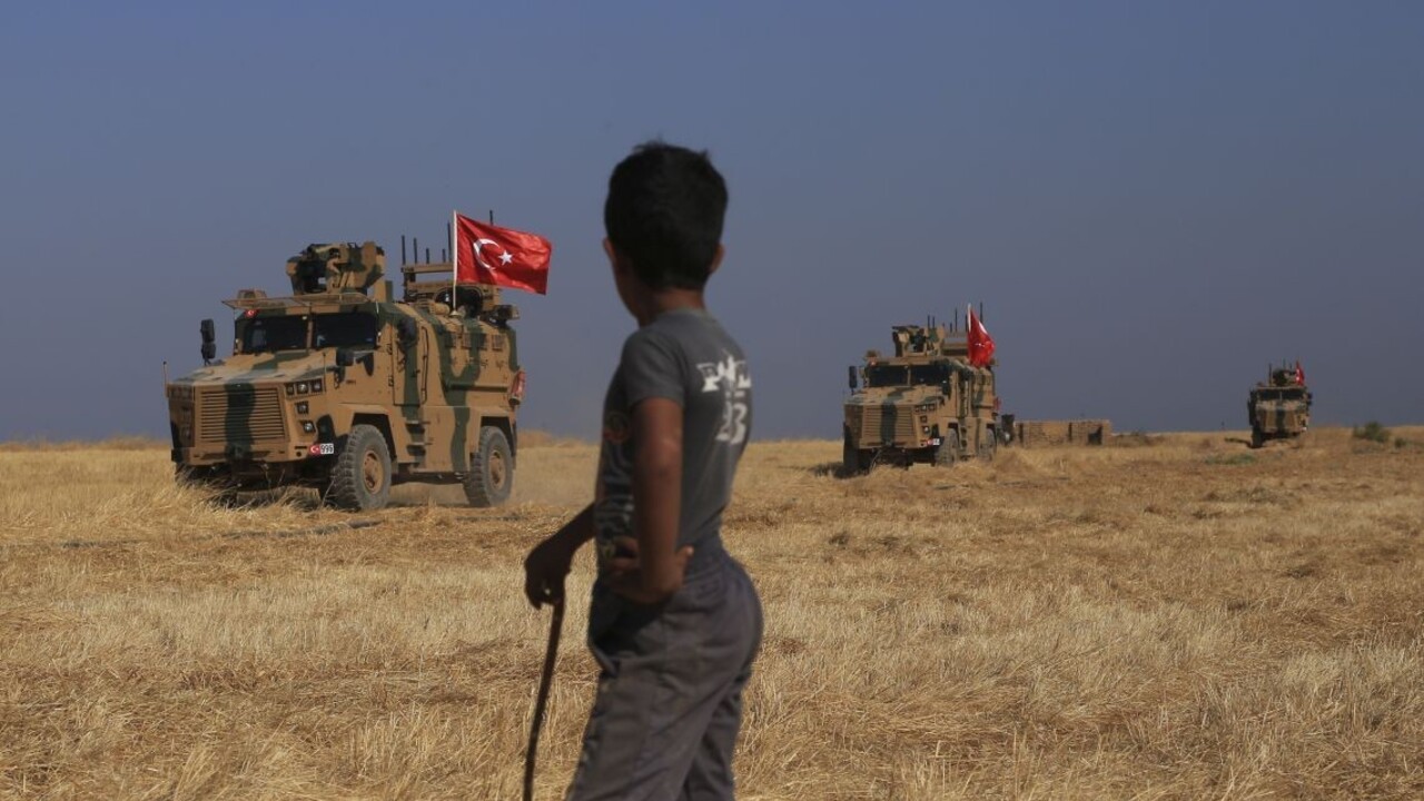 Naša armáda je pripravená, varoval Erdogan pred zásahom v Sýrii