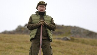 Horal s láskou k prírode. Putin oslavuje, zverejnil video i fotografie
