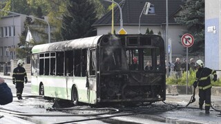 Autobus košickej MHD pohltili plamene, vodiči sa priotrávili