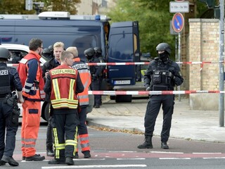 Vrah spred nemeckej synagógy zverejnil pred útokom manifest