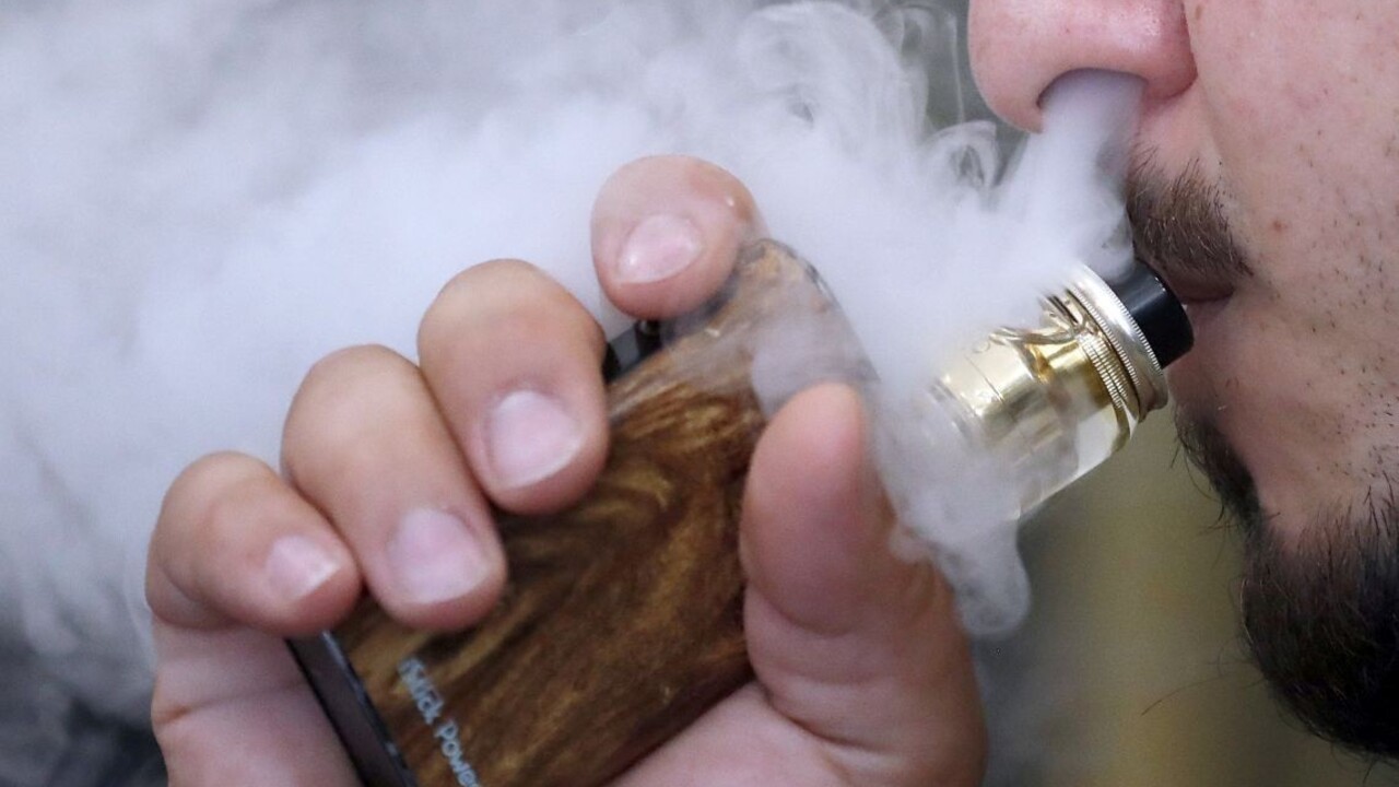 V USA pribúda obetí e-cigariet, ohrození sú najmä mladí ľudia