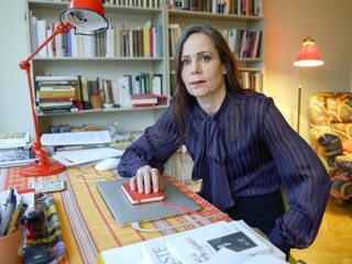 Zomrela Sara Daniusová. Odstúpila po škandále s Nobelovkami