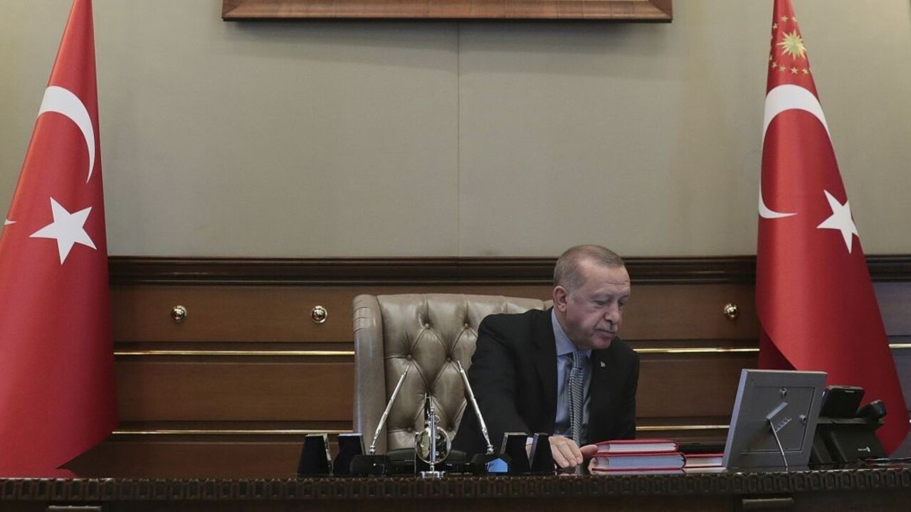 Nebuď blázon, písal mu Trump. Erdogan hodil jeho list do koša