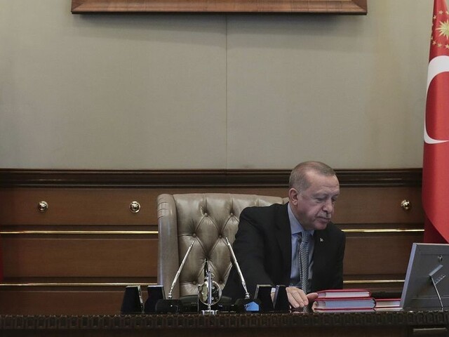 Nebuď blázon, písal mu Trump. Erdogan hodil jeho list do koša