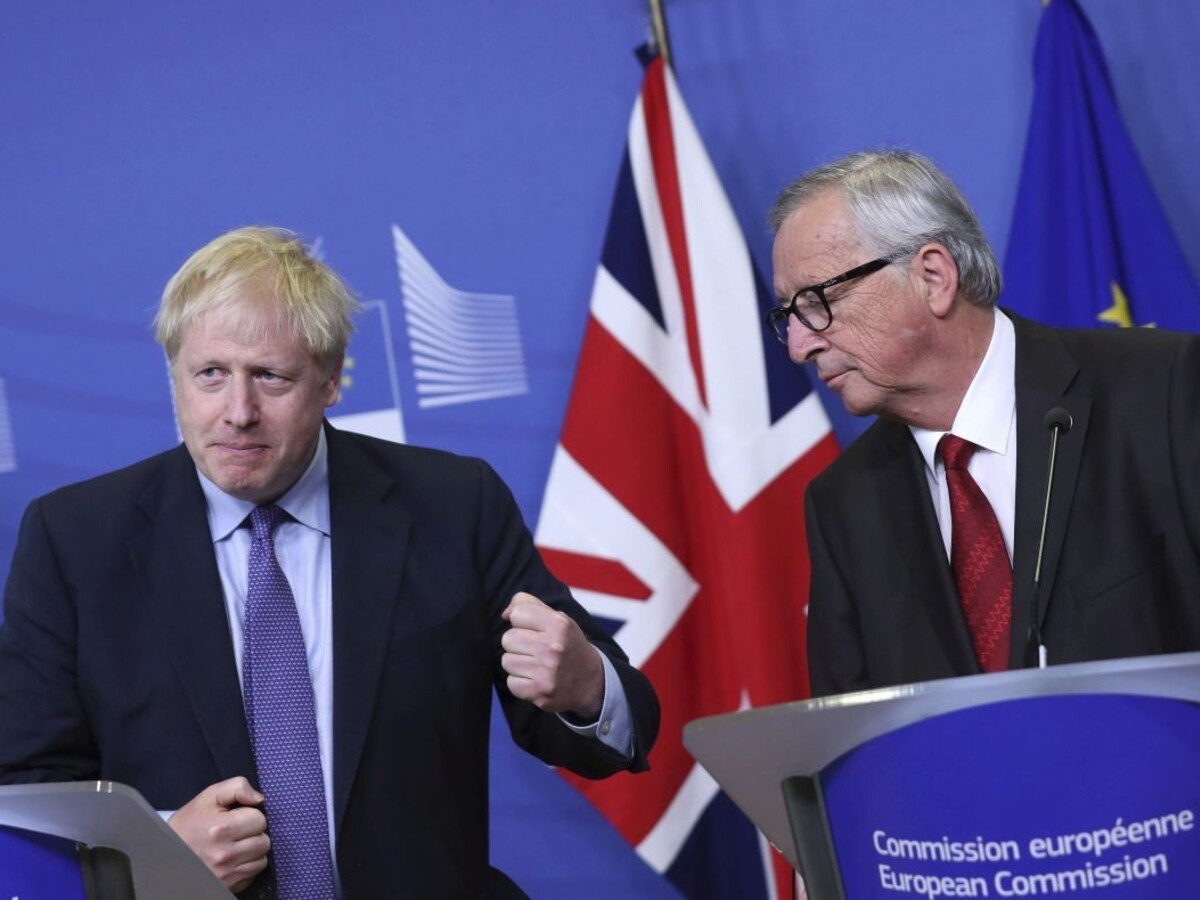 Brexitová dohoda je na stole. Johnson je presvedčený, že prejde
