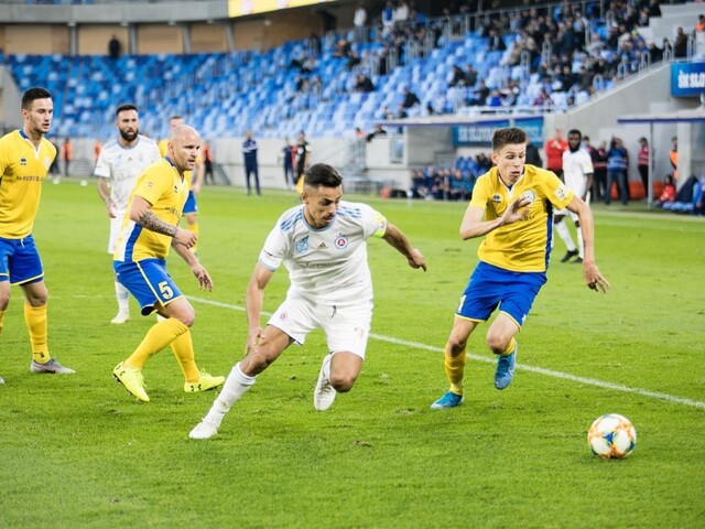 Slovan zdolal nováčika z Pohronia a potvrdil post lídra tabuľky