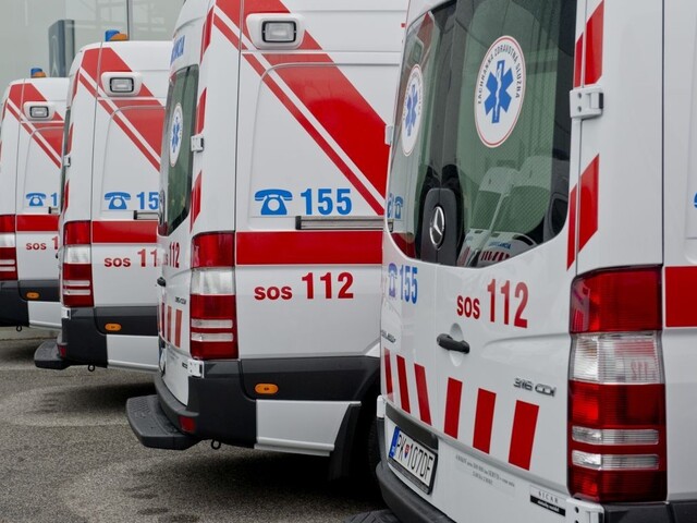 Zrušte tender na záchranky, vyzývajú Pellegriniho Obyčajní ľudia