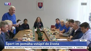 Minister práce ocenil športovcov z detských centier