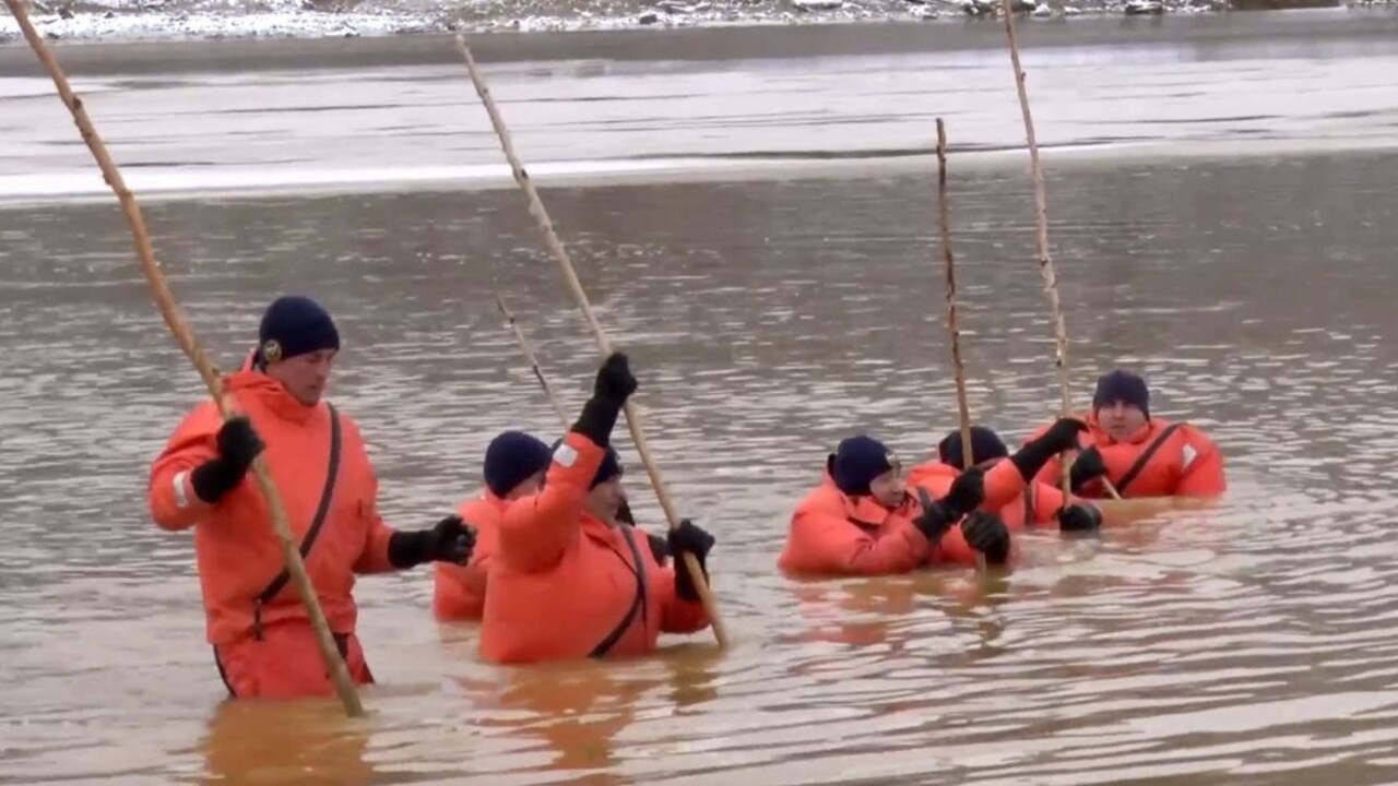 Pri pretrhnutej priehrade v Rusku našli trezor plný zlata